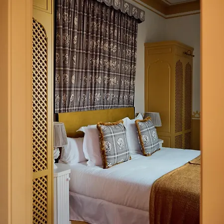 Hotel Cristine Bedfor Sevilla