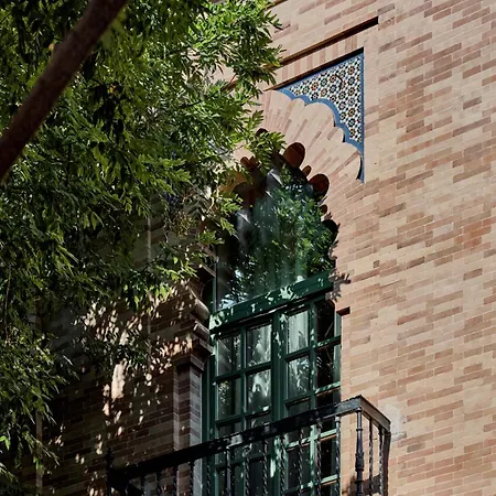 Cristine Bedfor Hotel Sevilla